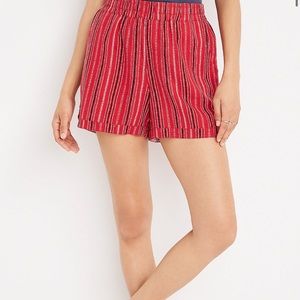 NWOT Maurice’s Dockside 4” Dolphin Short in red stripe size small